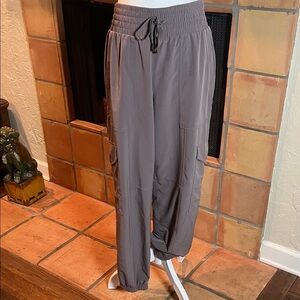 Spanx On The Move Cargo Jogger Pants, size M